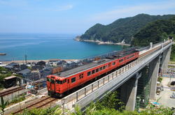 余部鉄橋と余部橋梁